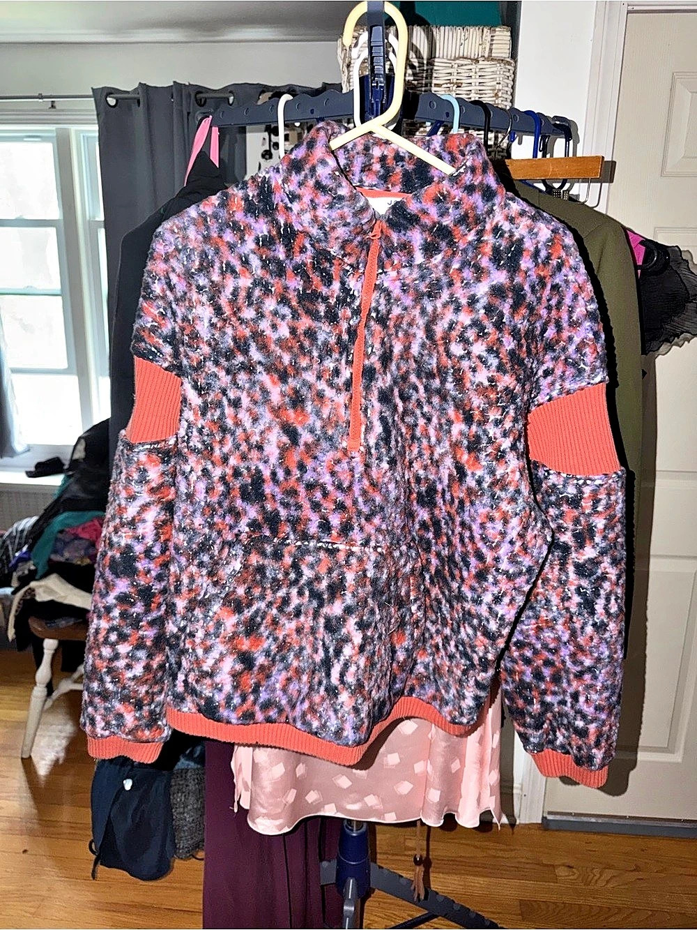 Joy Lab Abstract Fleece Jacket in Black & Pink Size Large